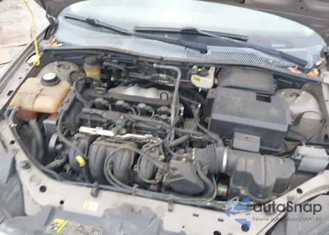 2005 Ford Focus Zx4 из США, поврежденный, VIN 1FAHP34N15W292242